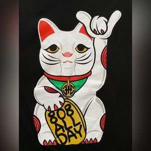 Women’s 808 All Day Hawaii Lucky Cat T Shirt small